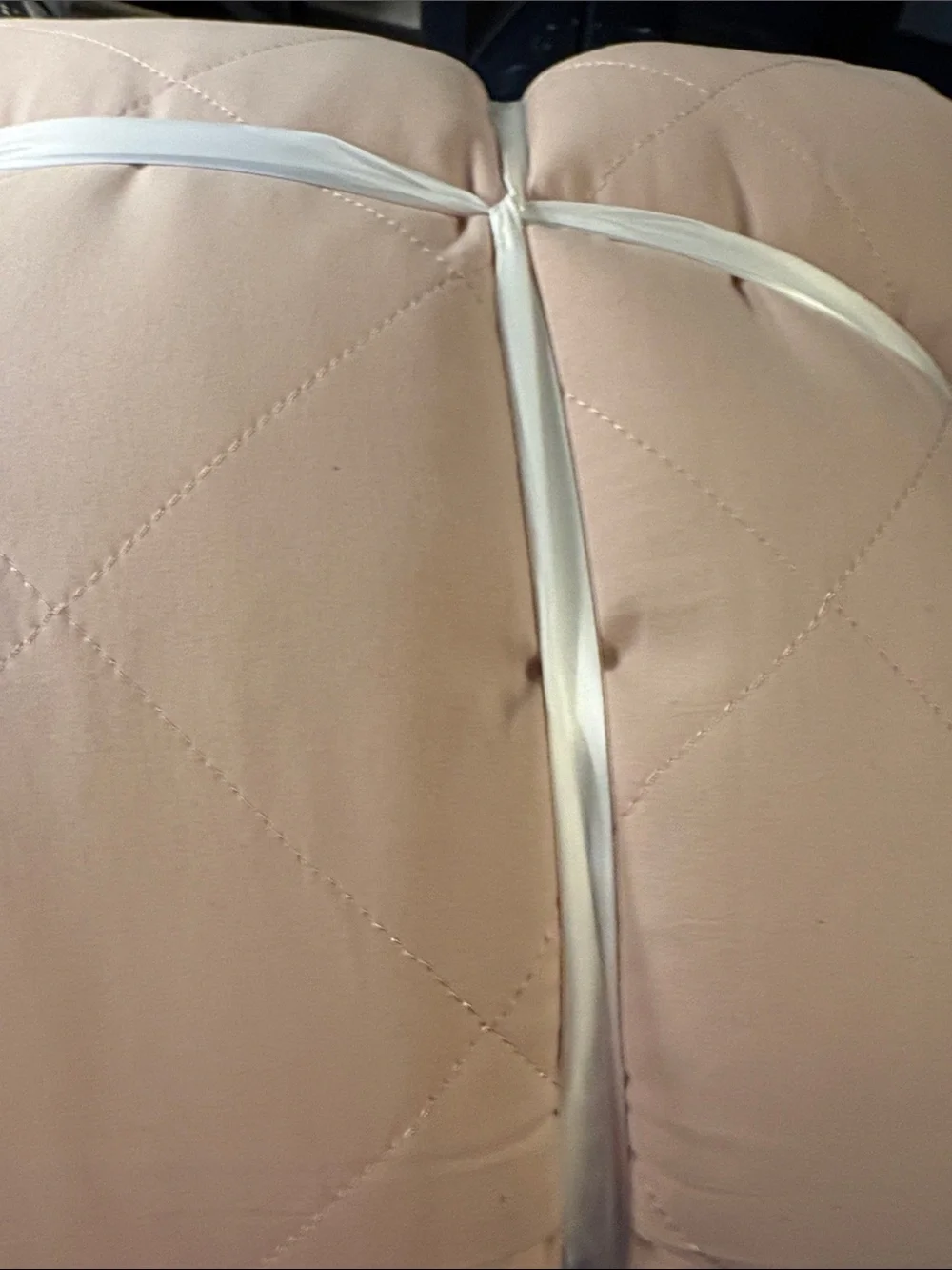 Quilted Comforter in Soft Pink - Lightweight Everyday Comfort